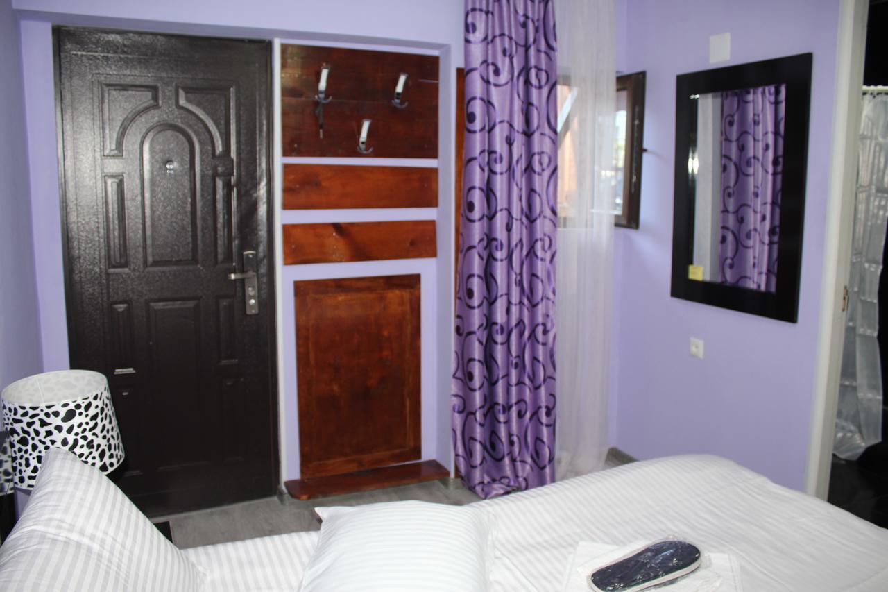 Salome Guest House เมสเตีย ภายนอก รูปภาพ