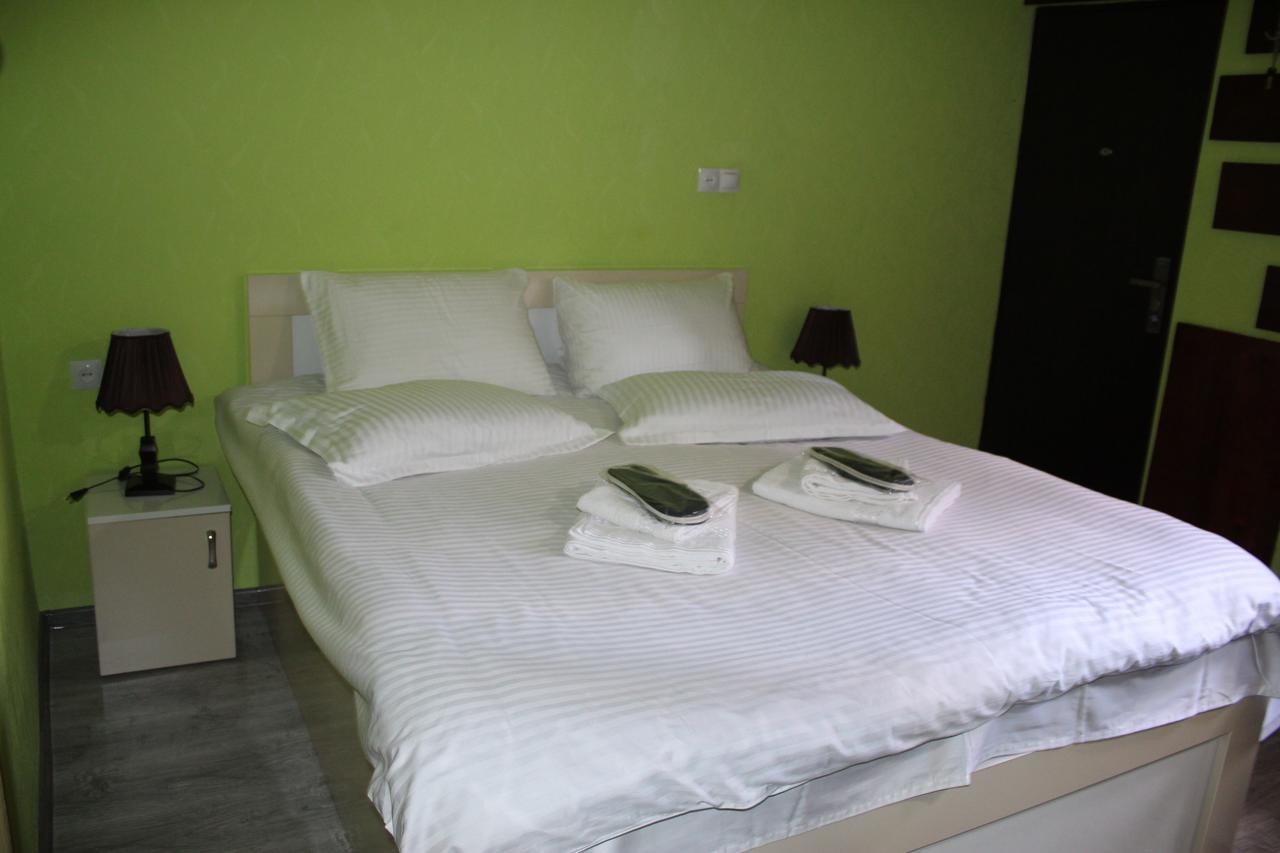 Salome Guest House เมสเตีย ภายนอก รูปภาพ