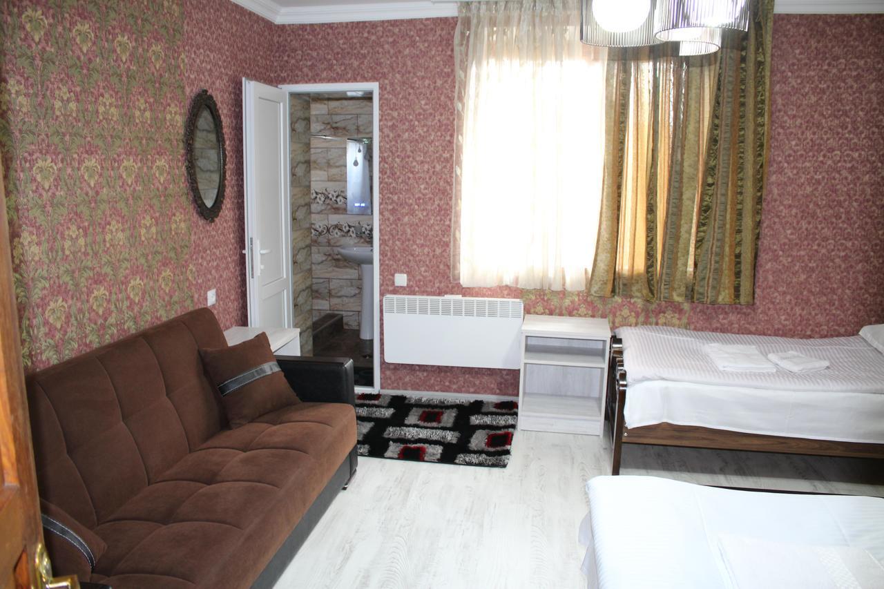 Salome Guest House เมสเตีย ภายนอก รูปภาพ