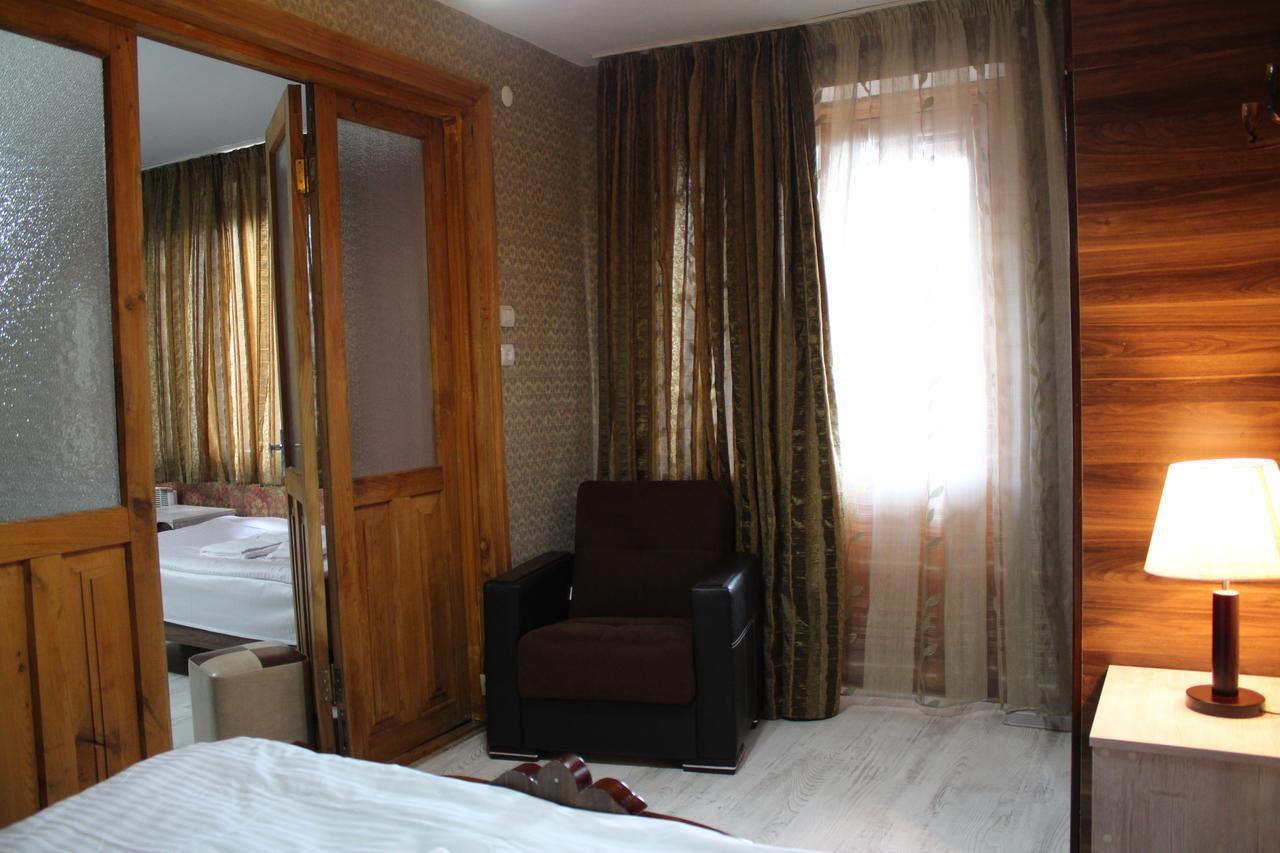 Salome Guest House เมสเตีย ภายนอก รูปภาพ