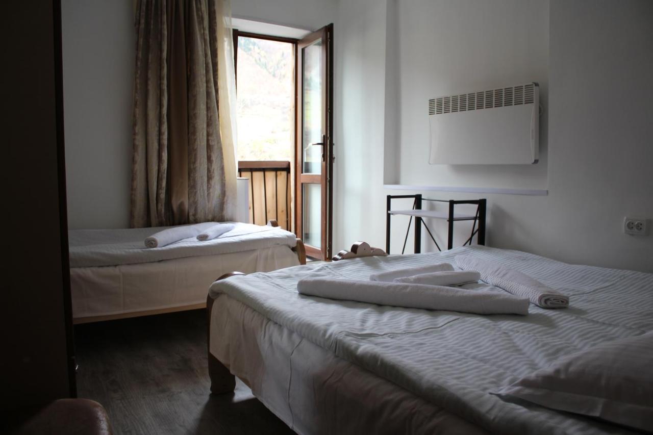 Salome Guest House เมสเตีย ภายนอก รูปภาพ
