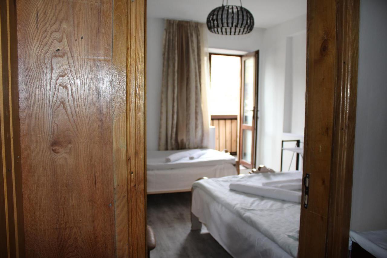 Salome Guest House เมสเตีย ภายนอก รูปภาพ